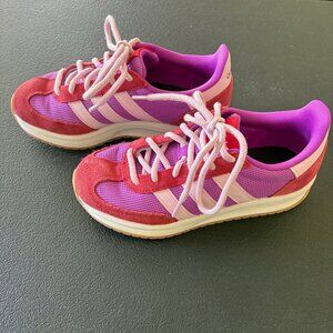 Adidas Womens Run 70s 2.0 Size 5